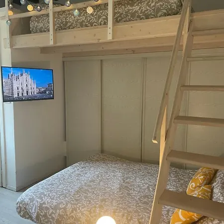 Διαμέρισμα Porta Romana Bella 2 ! Centro *